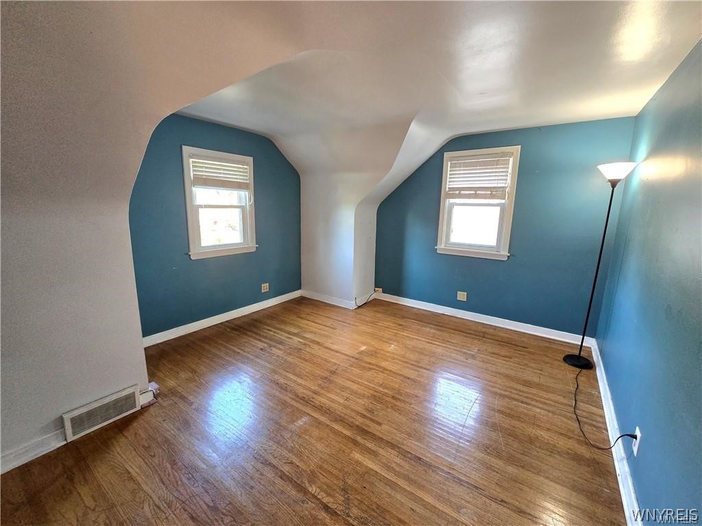 233 Rosedale Boulevard Amherst, NY 14226 - Photo 22 of 32 Gallery Image 22
