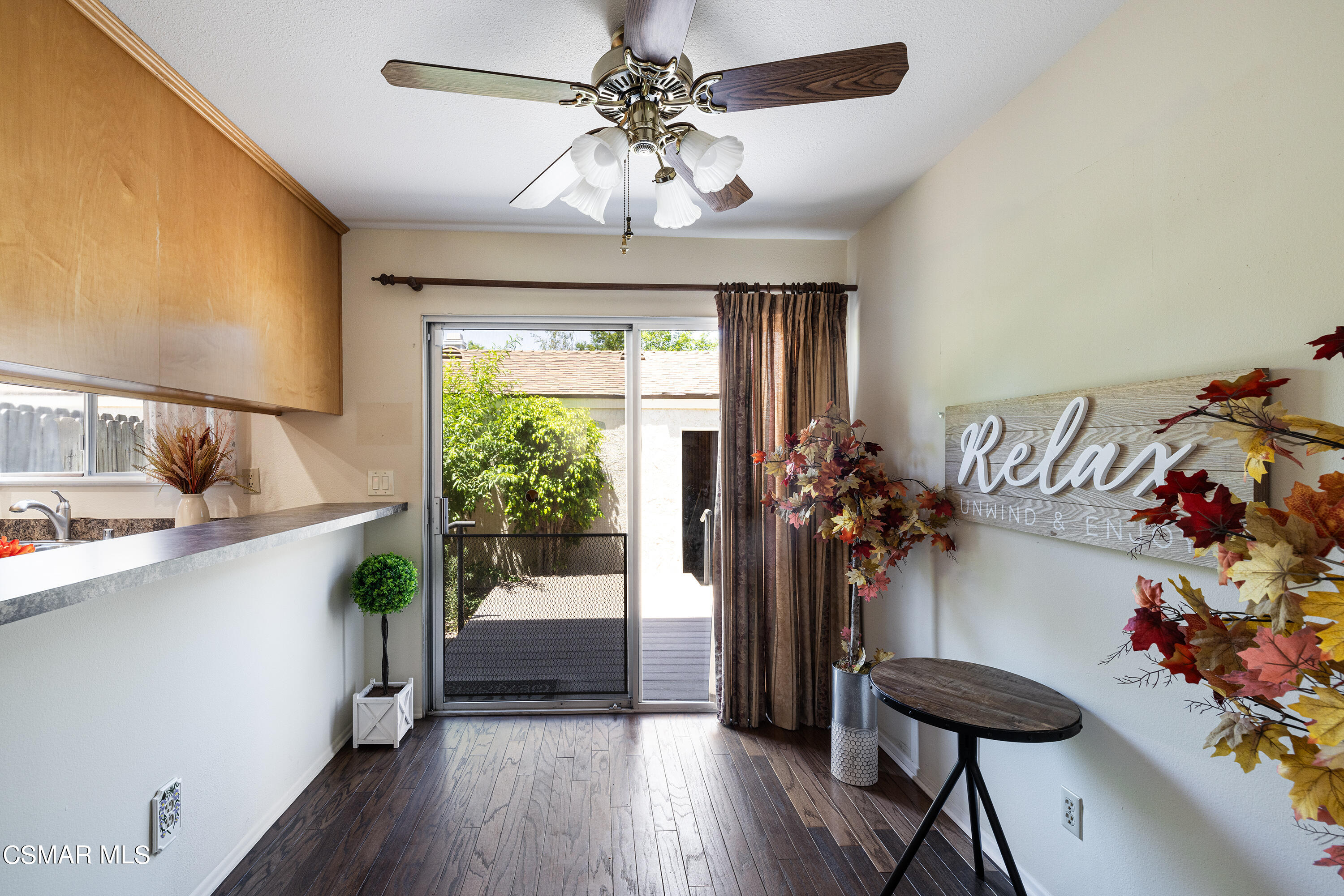 15010 Reedley Street, Unit B Moorpark, CA 93021 - Photo 9 of 27 Reedley8 (1)