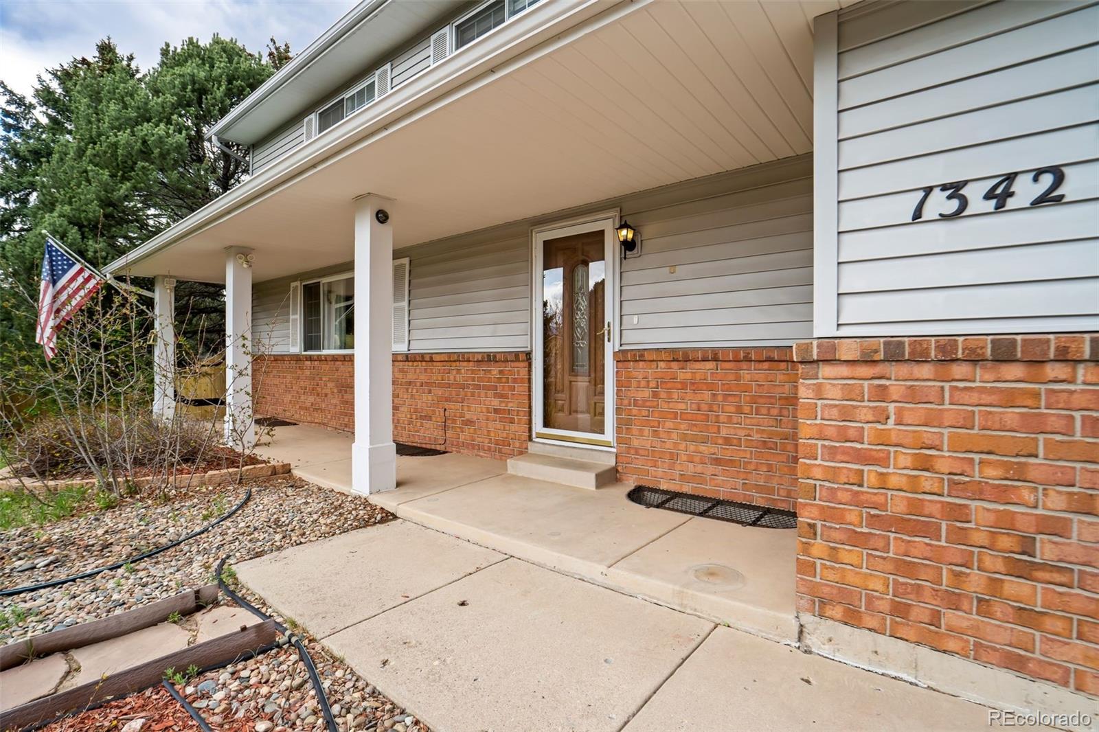 1342 York Road Colorado Springs, CO 80918 - Photo 6 of 50