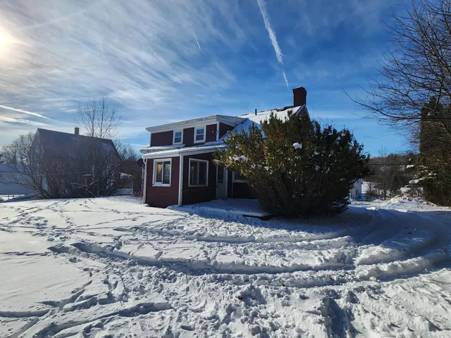 $285,000 | 67 Old Rockland Street, Rockport, ME 04856