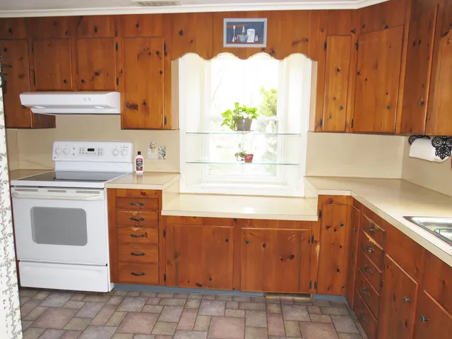 $285,000 | 67 Old Rockland Street, Rockport, ME 04856