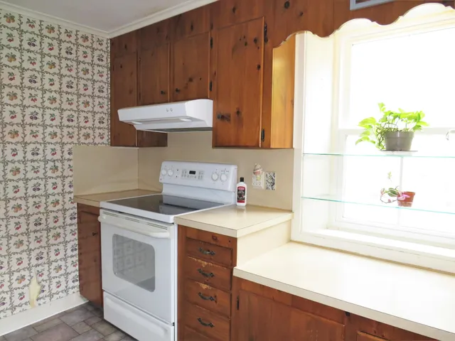 $285,000 | 67 Old Rockland Street, Rockport, ME 04856