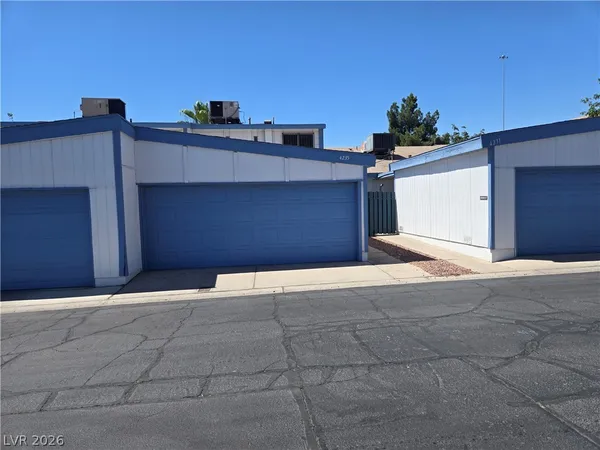 $1,200 | Undisclosed Address, Las Vegas, NV 89121