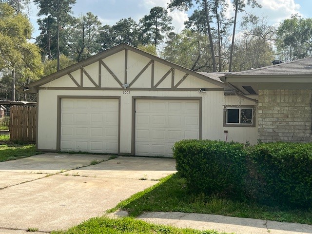 2002 Cherry Laurel Spring, TX 77386 - Photo 2 of 10