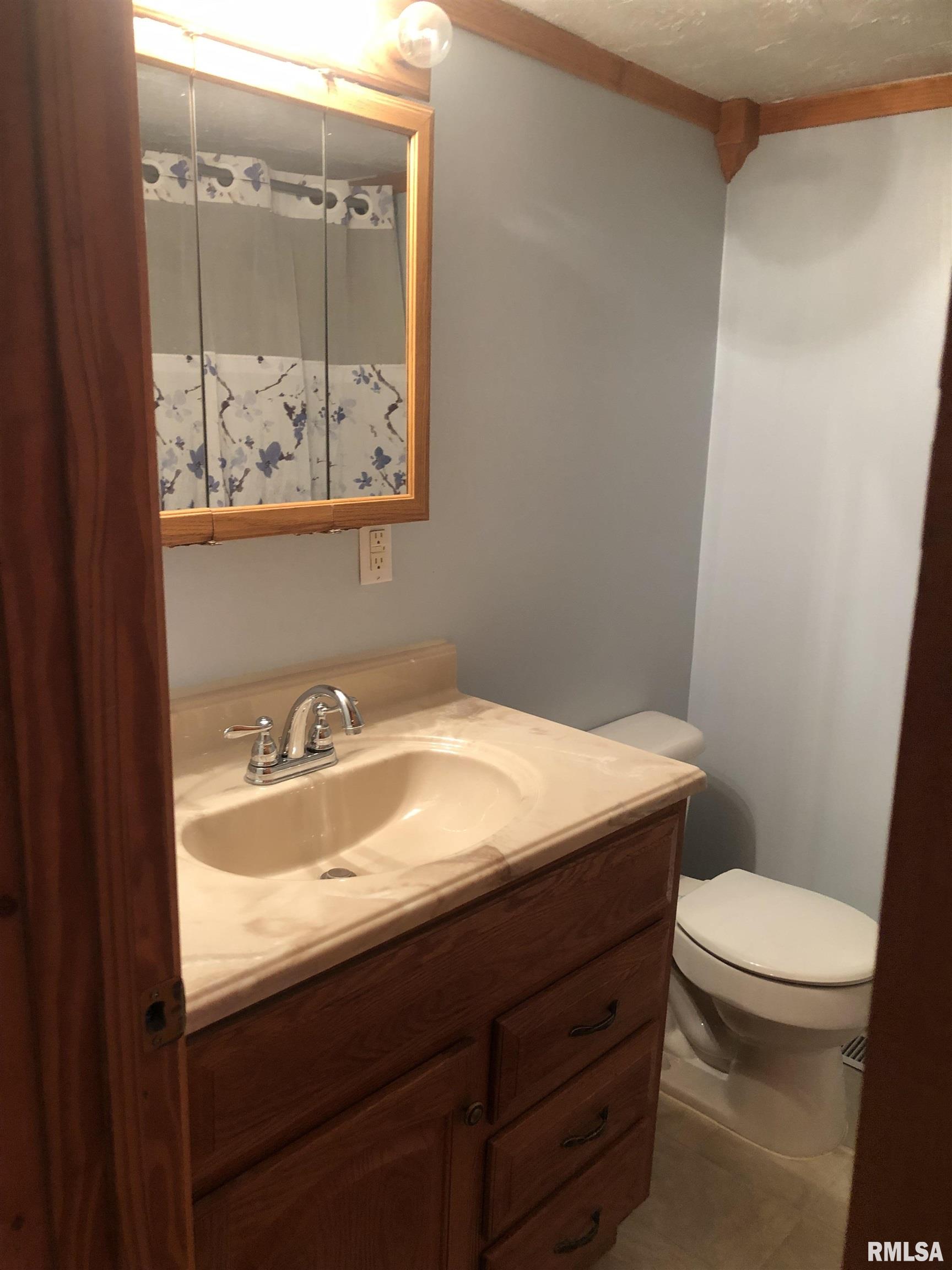 1805 East Keys Avenue Springfield, IL 62702 - Photo 17 of 34