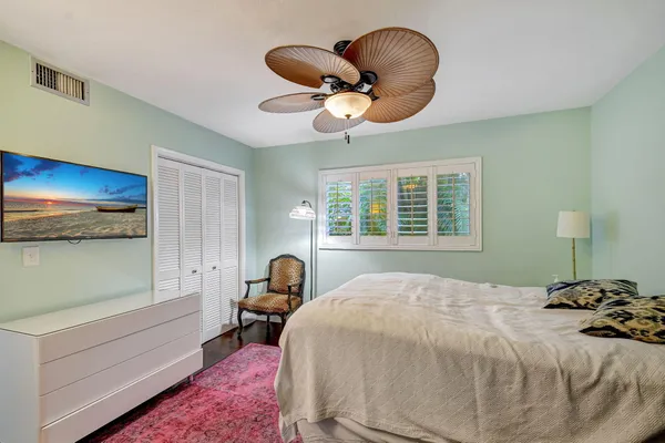 $575,000 | 100 Venetian Drive, Unit 3, Delray Beach, FL 33483