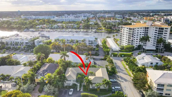 $575,000 | 100 Venetian Drive, Unit 3, Delray Beach, FL 33483