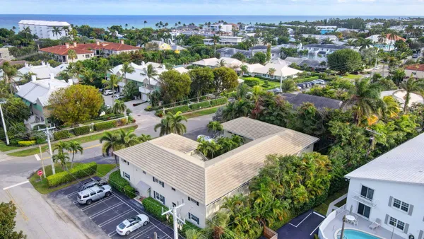 $575,000 | 100 Venetian Drive, Unit 3, Delray Beach, FL 33483