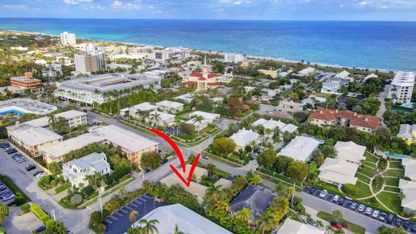 $575,000 | 100 Venetian Drive, Unit 3, Delray Beach, FL 33483