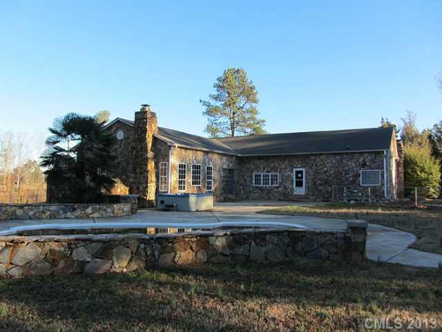 2221 Ashe Road York, SC 29745 - Photo 2 of 16