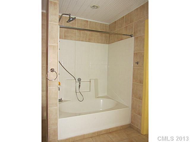 2221 Ashe Road York, SC 29745 - Photo 10 of 16