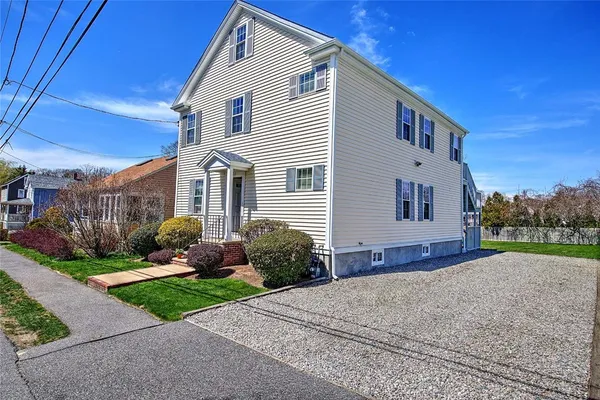 $779,000 | 31 Garfield Avenue, Bristol, RI 02809