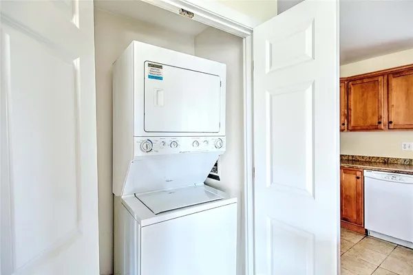 $779,000 | 31 Garfield Avenue, Bristol, RI 02809