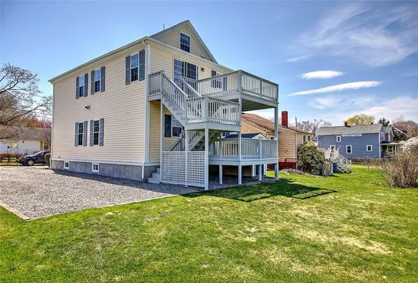 $779,000 | 31 Garfield Avenue, Bristol, RI 02809