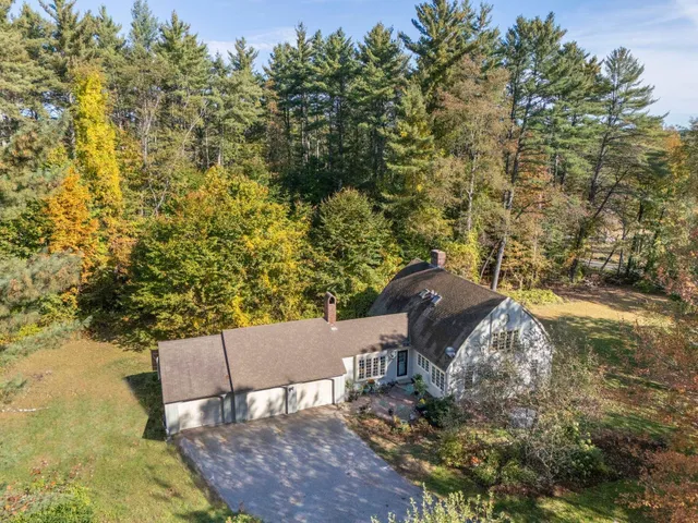 $575,000 | 100 Antrim Road, Hancock, NH 03449