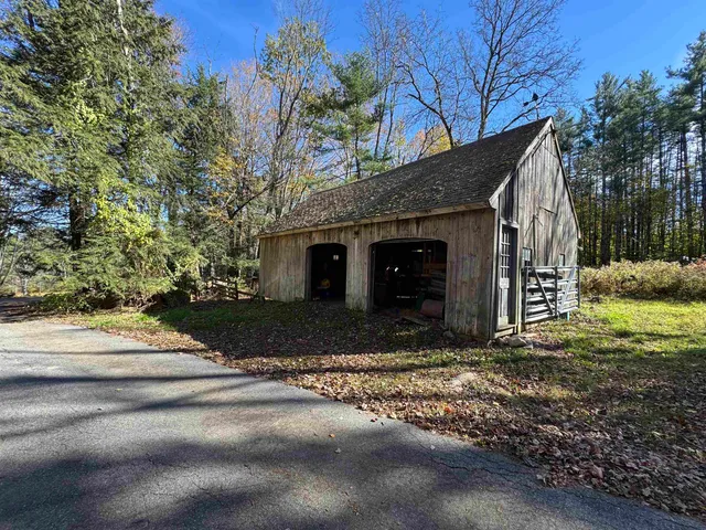 $575,000 | 100 Antrim Road, Hancock, NH 03449