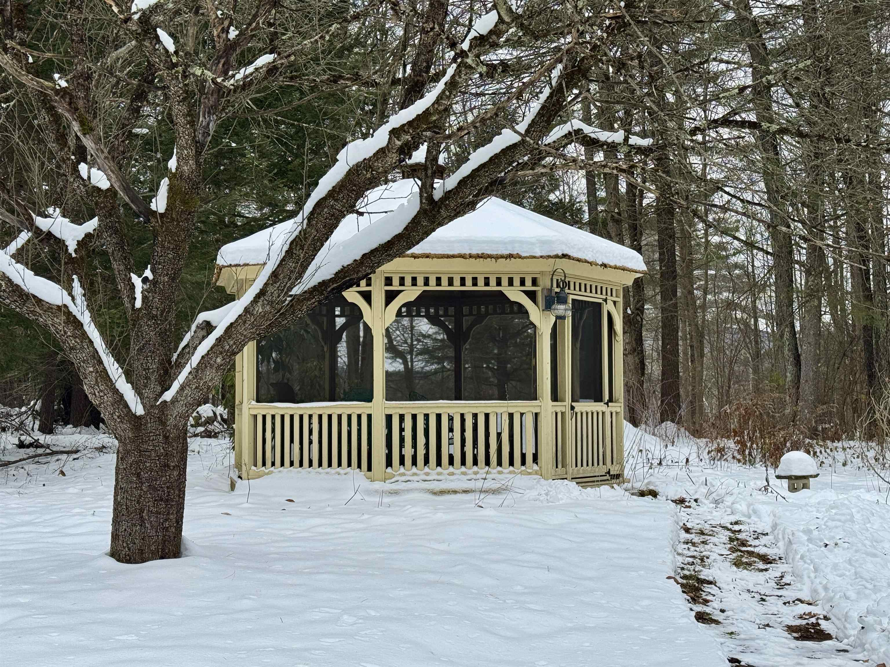 100 Antrim Road Hancock, NH 03449 - Photo 49 of 58
