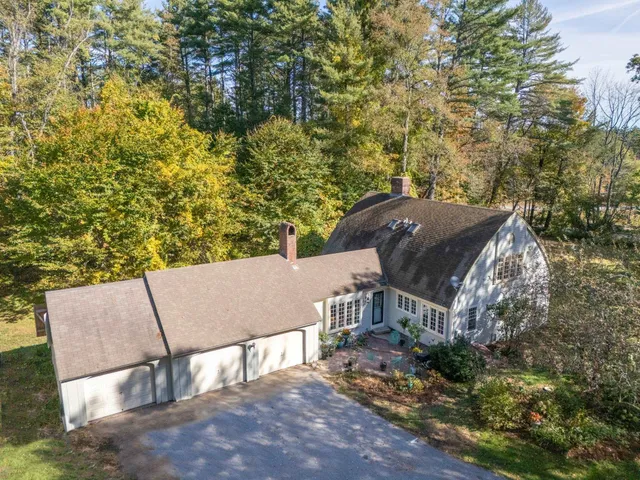 $575,000 | 100 Antrim Road, Hancock, NH 03449