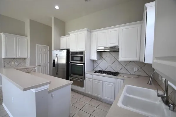 $2,950 | 1380 Sagebrook Drive, Fairview, TX 75069