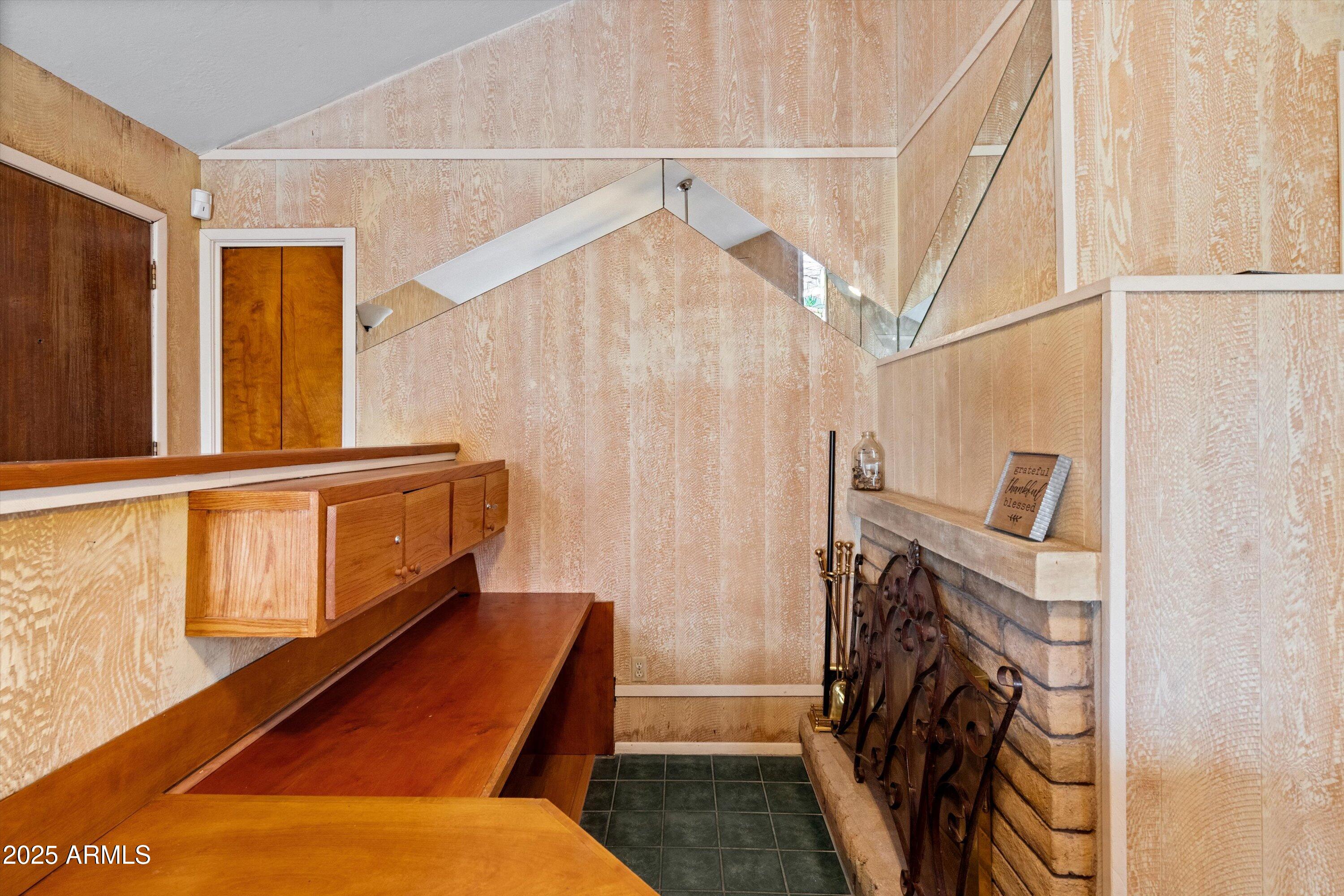 6533 North 7th Avenue, Unit 34 Phoenix, AZ 85013 - Photo 10 of 32 a view of small space with furniture