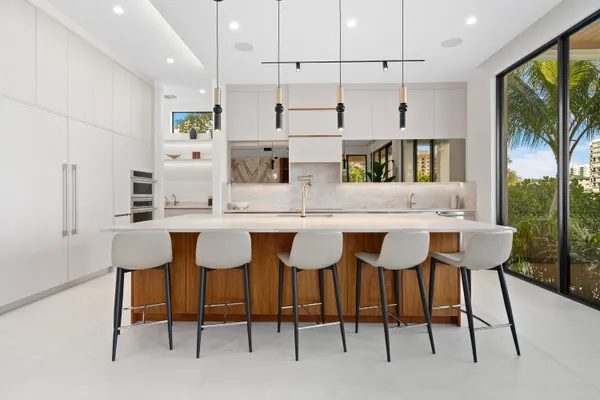 $9,995,000 | 2880 Northeast 9th Street, Pompano Beach, FL 33062