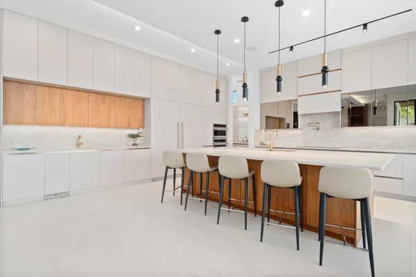 $9,995,000 | 2880 Northeast 9th Street, Pompano Beach, FL 33062