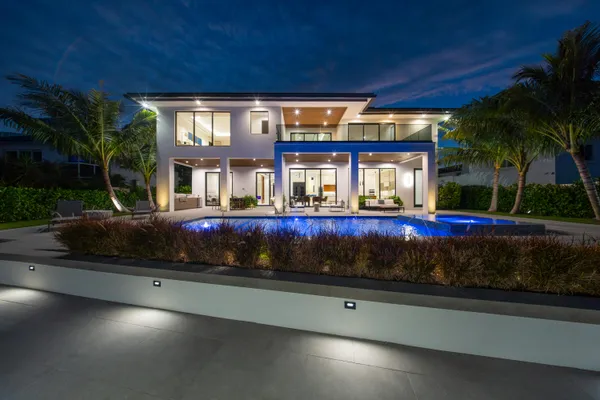 $9,995,000 | 2880 Northeast 9th Street, Pompano Beach, FL 33062