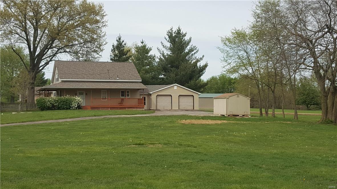 612 Blackjack Road Troy, IL 62294 - Photo 1 of 31