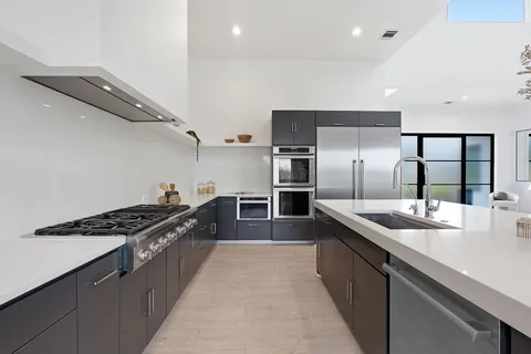 $2,500,000 | 8400 Lakewood Ridge Cove, Austin, TX 78738