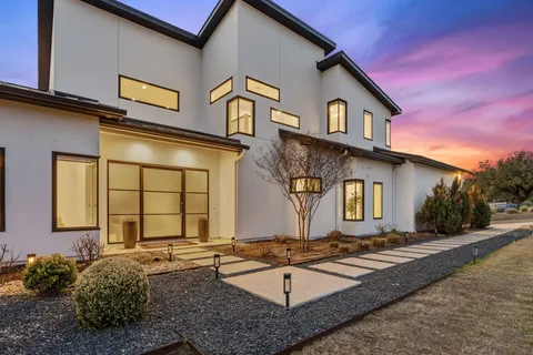 $2,500,000 | 8400 Lakewood Ridge Cove, Austin, TX 78738