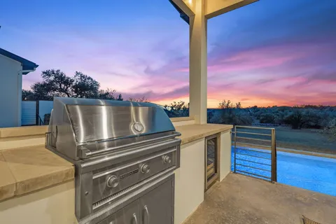 $2,500,000 | 8400 Lakewood Ridge Cove, Austin, TX 78738