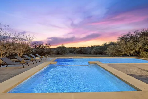 $2,500,000 | 8400 Lakewood Ridge Cove, Austin, TX 78738