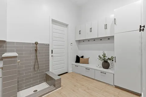 $2,500,000 | 8400 Lakewood Ridge Cove, Austin, TX 78738