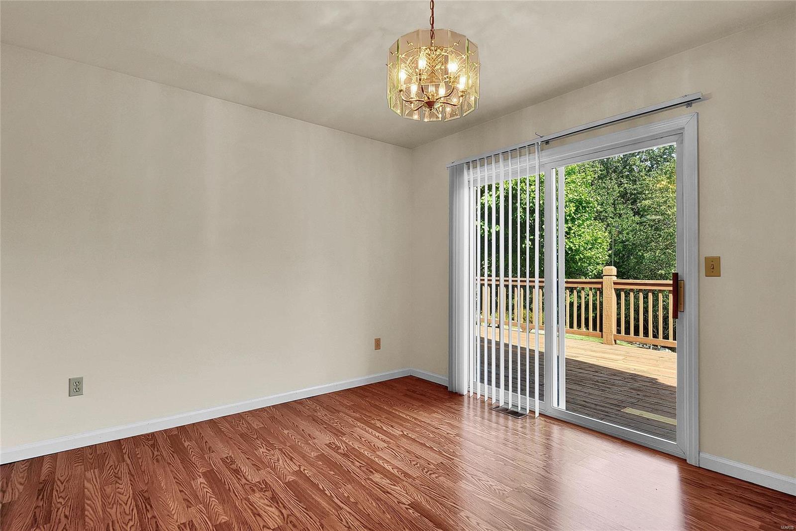 148 Meramec Oak Ridge Fenton, MO 63026 - Photo 11 of 26 Gallery Image 11