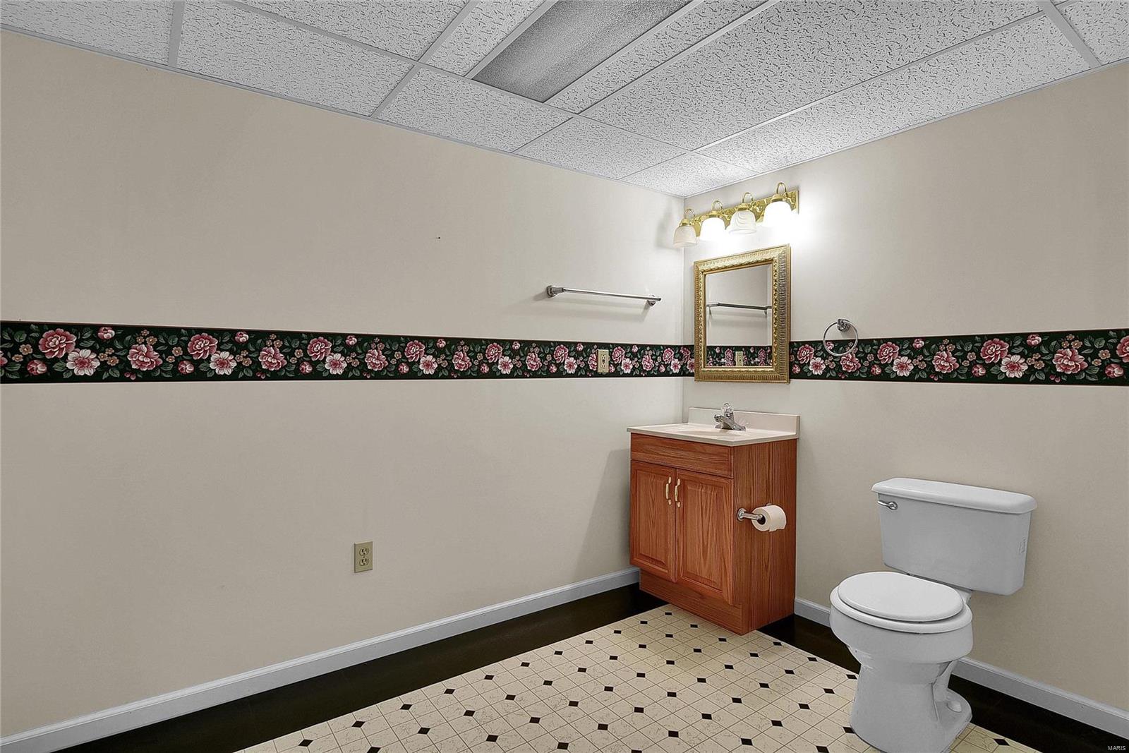 148 Meramec Oak Ridge Fenton, MO 63026 - Photo 21 of 26 Gallery Image 21