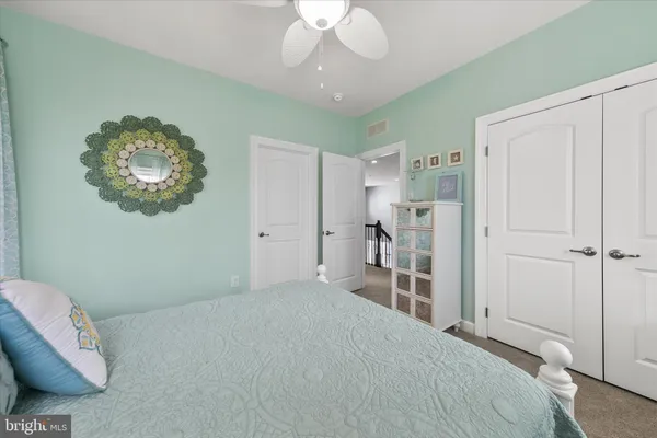 a picture of a room