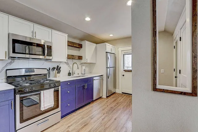 $274,900 | 1202 North 45th Street, Unit 1202A, Milwaukee, WI 53208