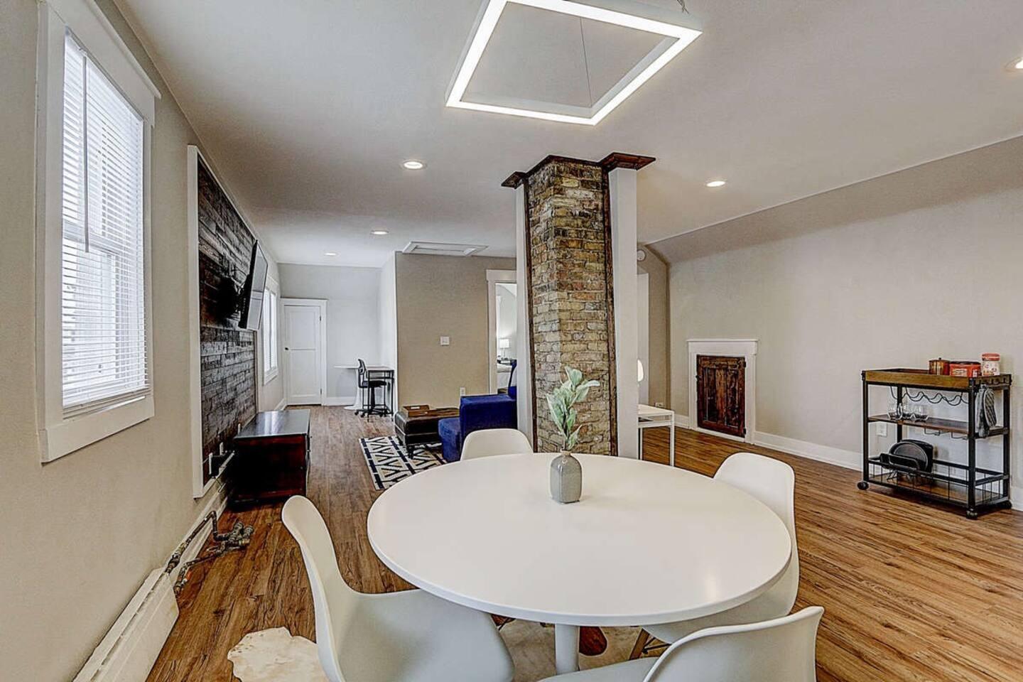 1202 North 45th Street, Unit 1202A Milwaukee, WI 53208 - Photo 3 of 18 dining room 2