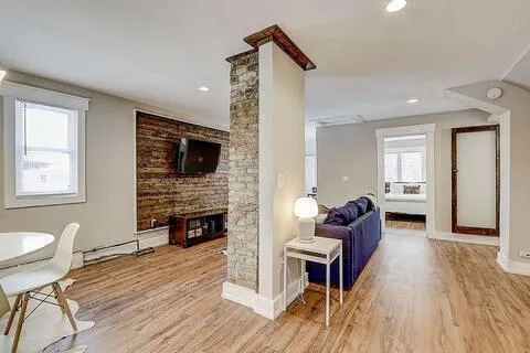 $274,900 | 1202 North 45th Street, Unit 1202A, Milwaukee, WI 53208