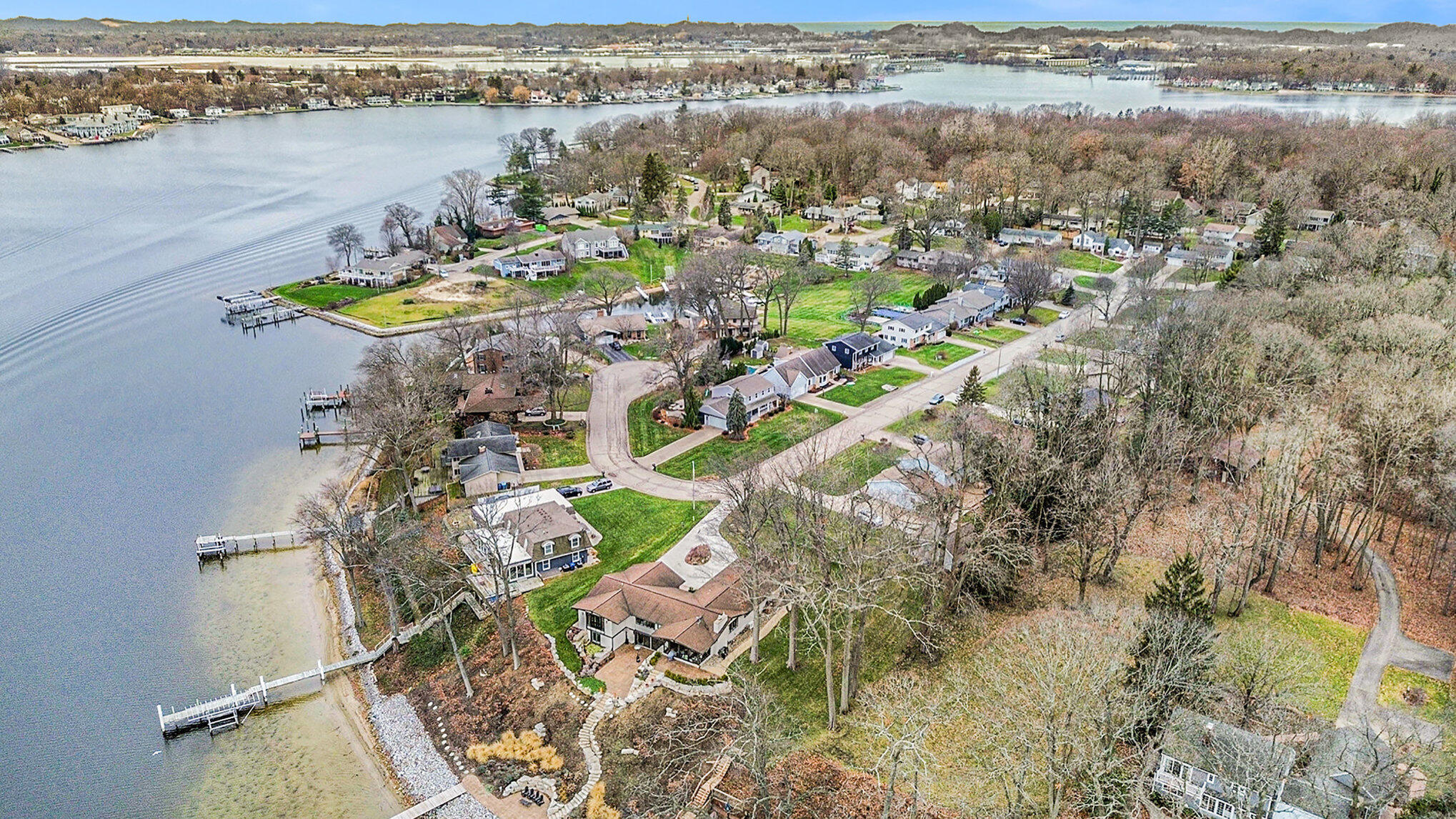 16118 Harbor View Drive Spring Lake, MI 49456 - Photo 35 of 38 031_photo_dec_18_2024_10_49_29_425