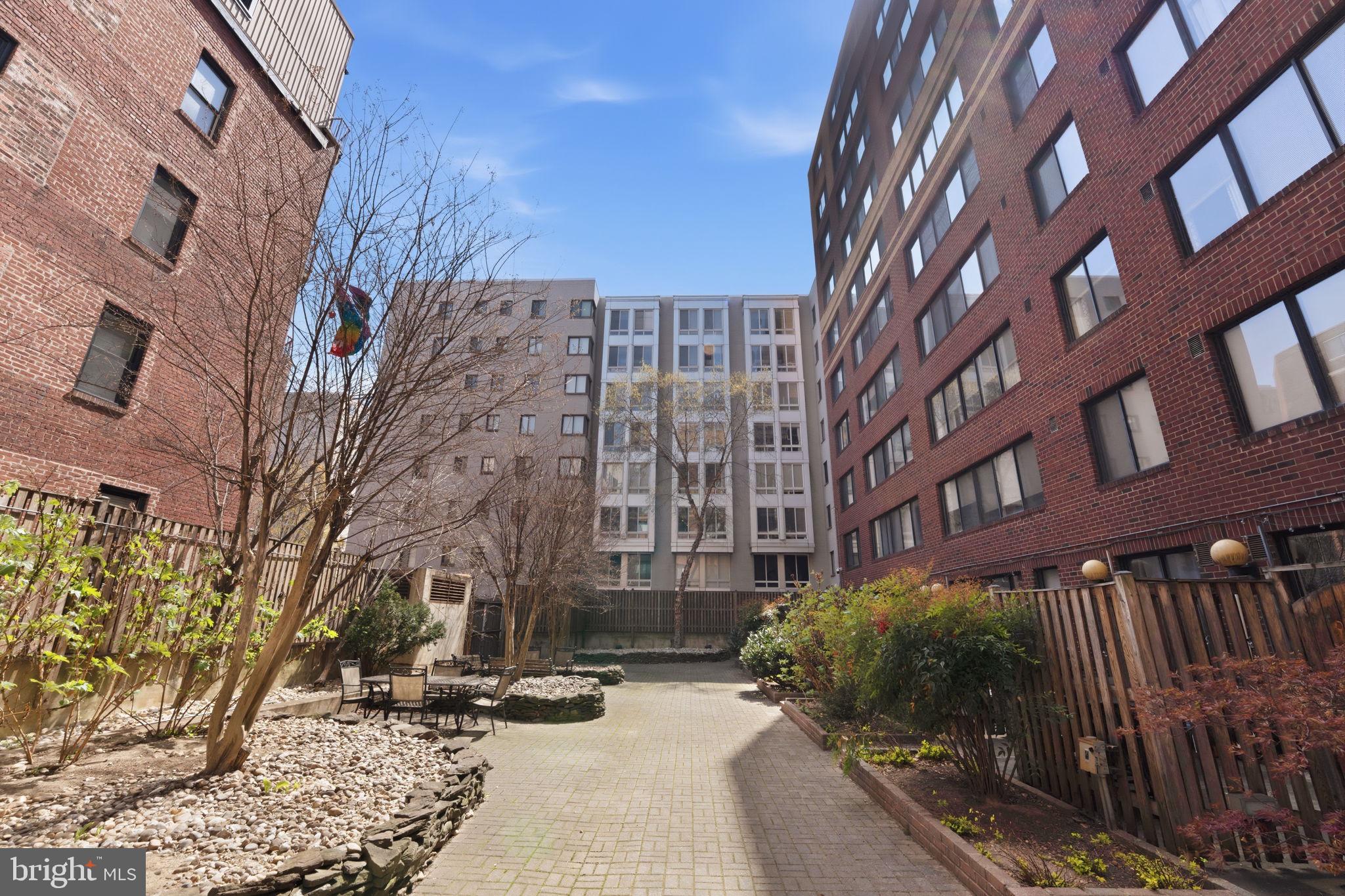 1245 13th Street Northwest, Unit 901 Washington, DC 20005 - Photo 35 of 38 a view of a building