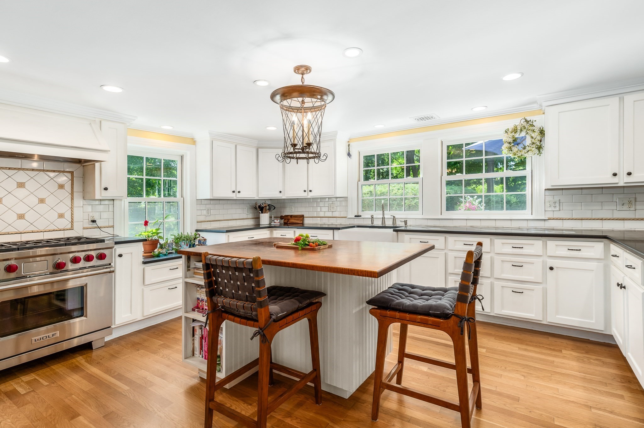 10 Burnham Road Wenham, MA 01984 - Photo 3 of 40 Gallery Image 3