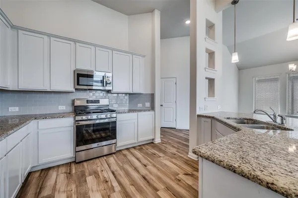 $2,575 | 16309 Garden Drive, Celina, TX 75009