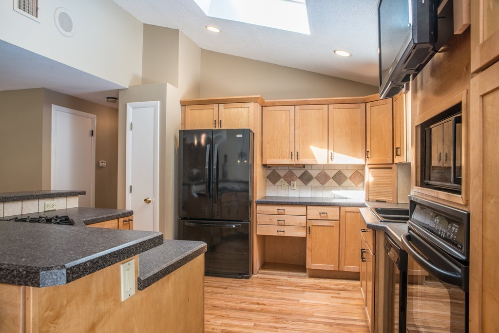 145 Franklin Road Longmeadow, MA 01106 - Photo 16 of 30