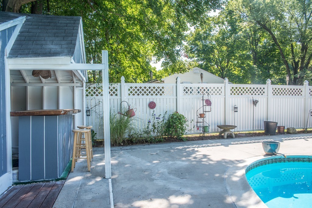 145 Franklin Road Longmeadow, MA 01106 - Photo 7 of 30