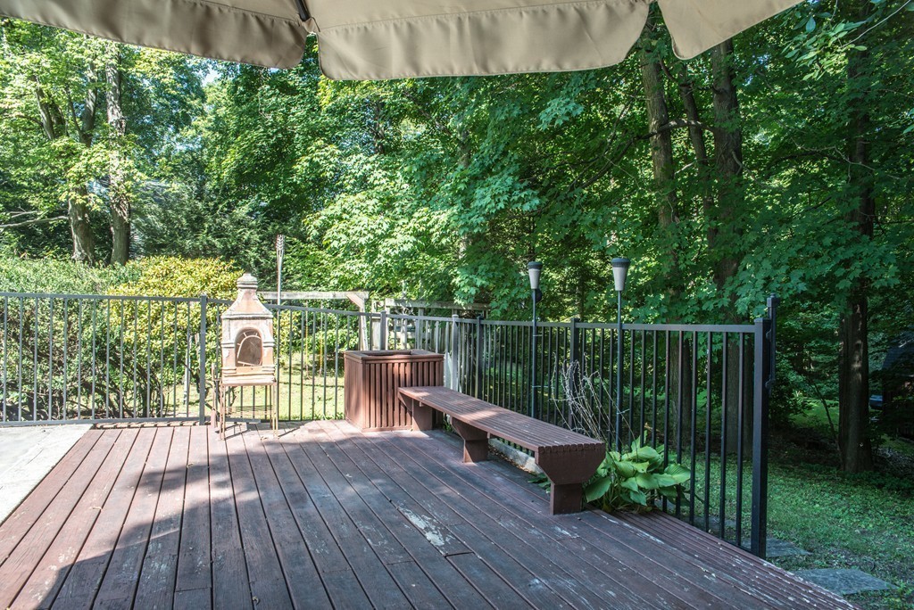 145 Franklin Road Longmeadow, MA 01106 - Photo 8 of 30