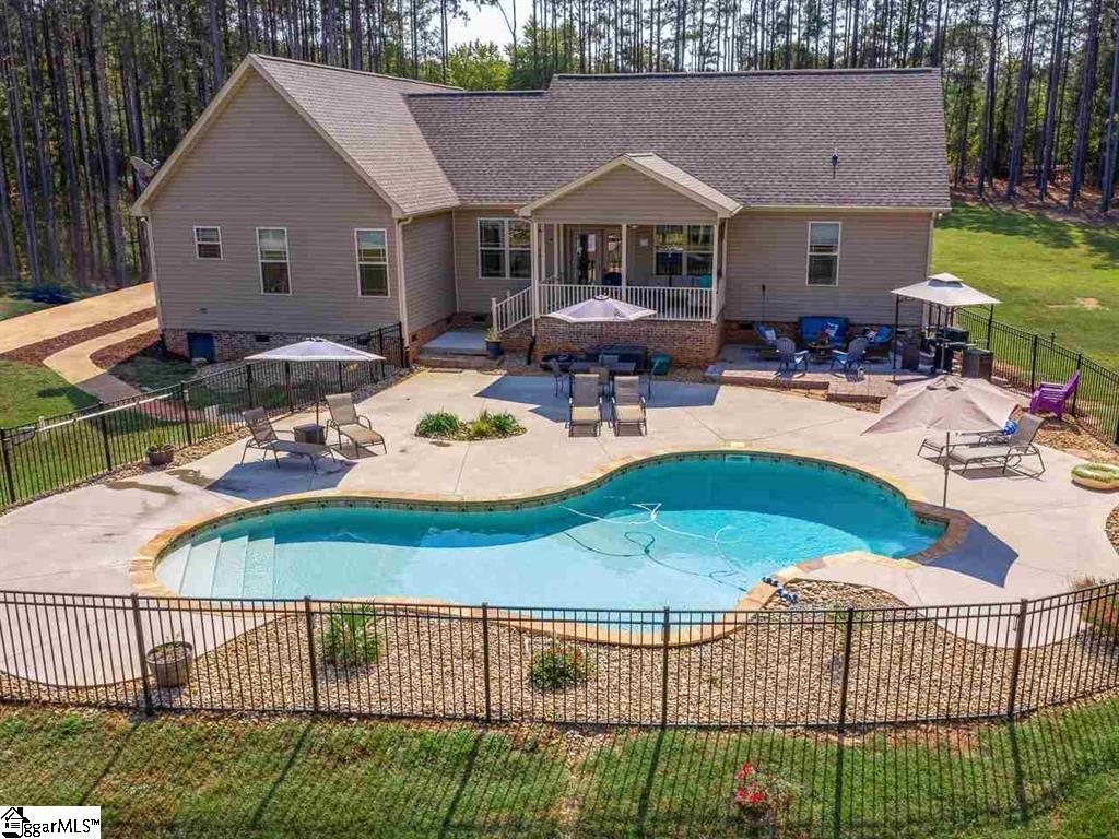 990 Motlow School Road Campobello, SC 29322 - Photo 2 of 4