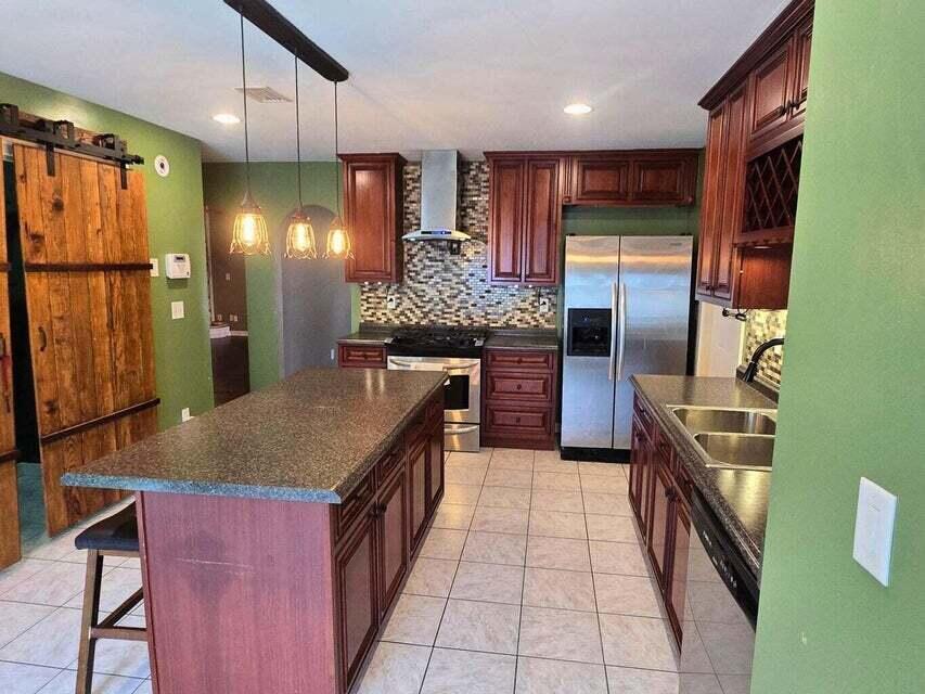 401 Evans Road Niceville, FL 32578 - Photo 15 of 29 20250106193210476579000000-o