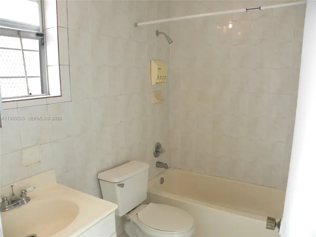 $1,100 | 25 Northwest 50th Avenue, Unit 1, Miami, FL 33126