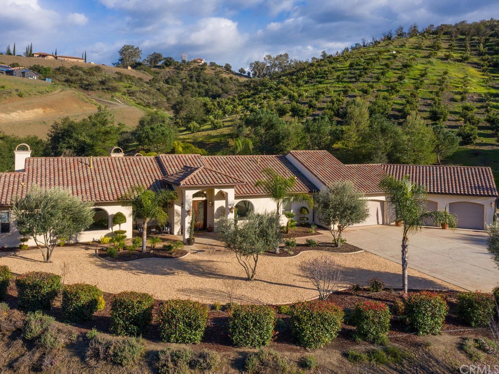 43840 De Luz Road Temecula, CA 92590 - Photo 1 of 1 Gorgeous Private 4bed/4bath Residence
